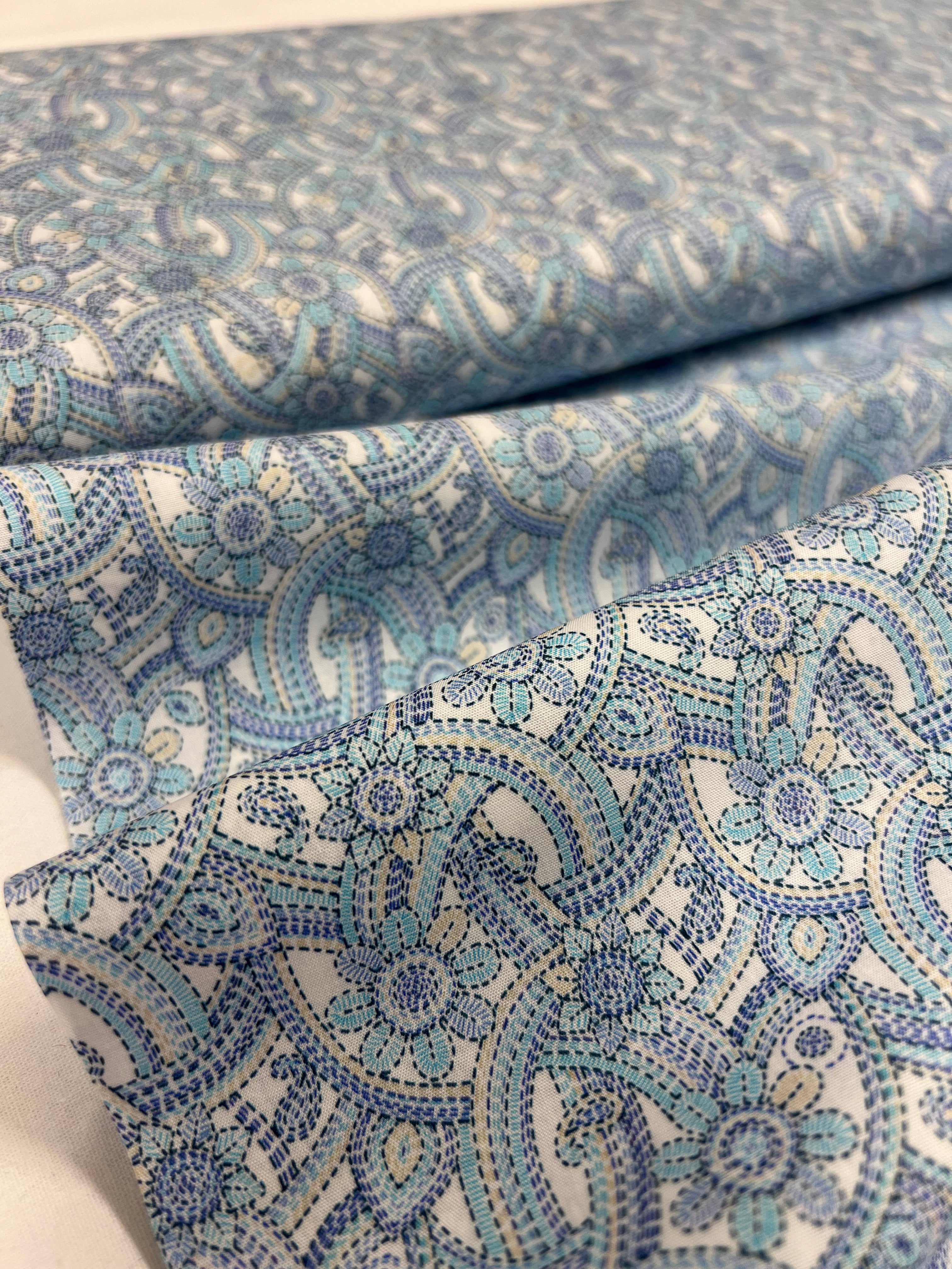 Stitched Flowers - Poplin Katoen