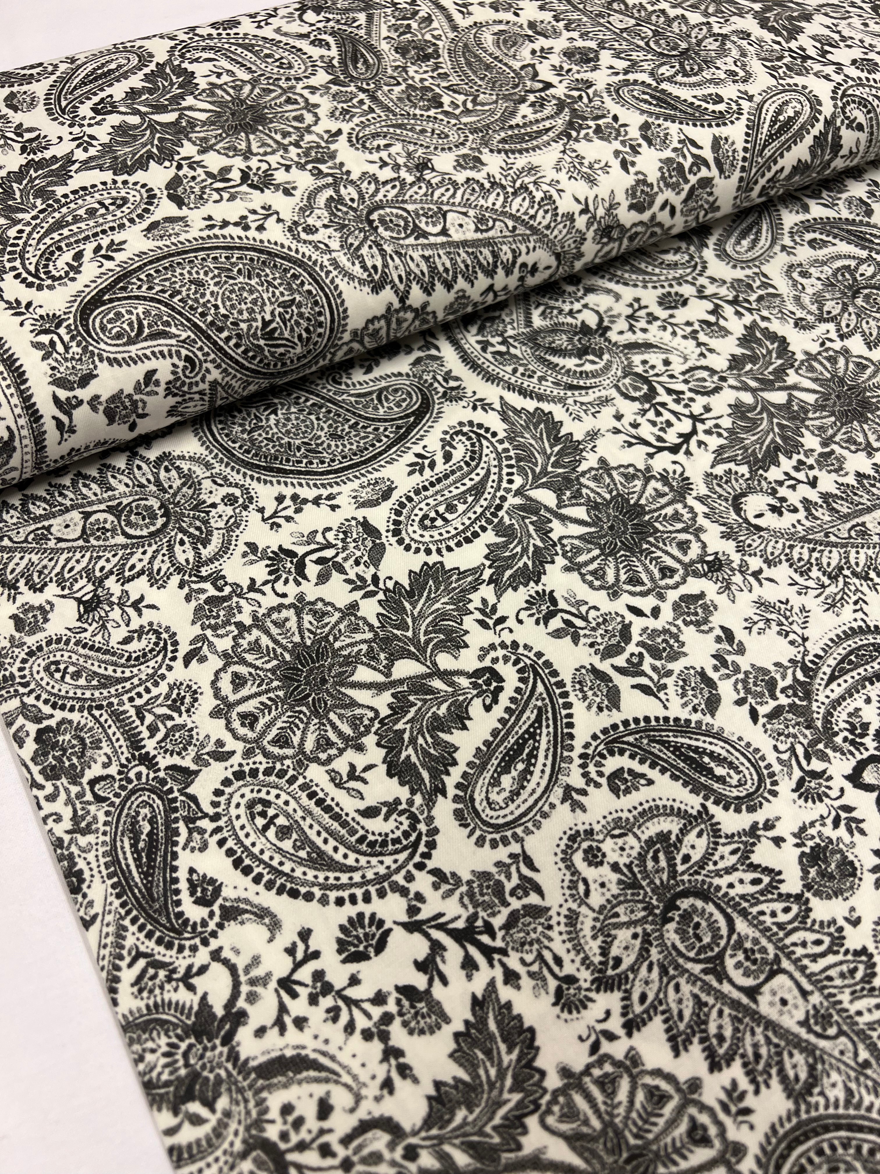 Ebony & Ivory Paisley - Katoen/Lycra
