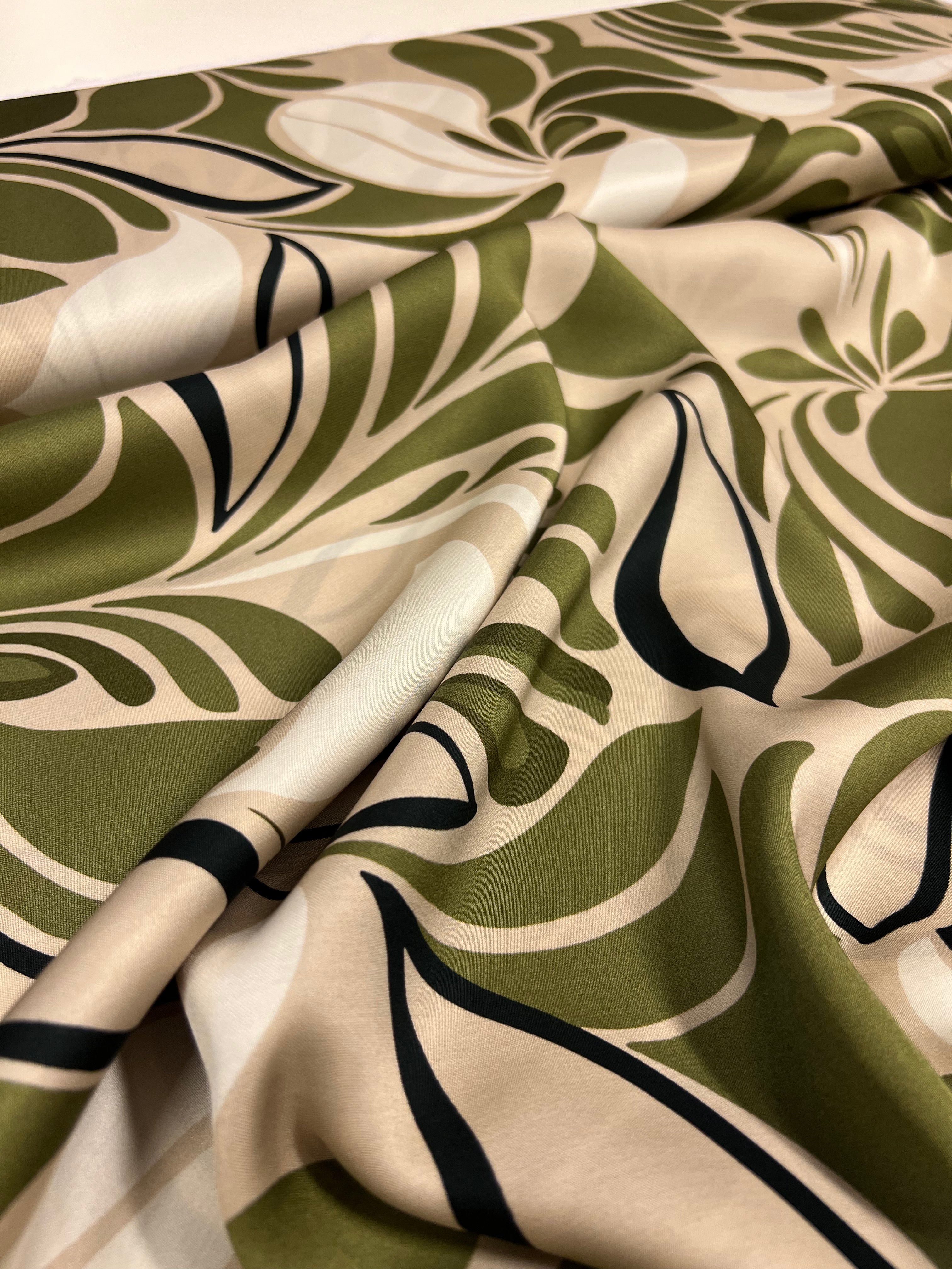 Glossy Garden - Viscose (satijn)