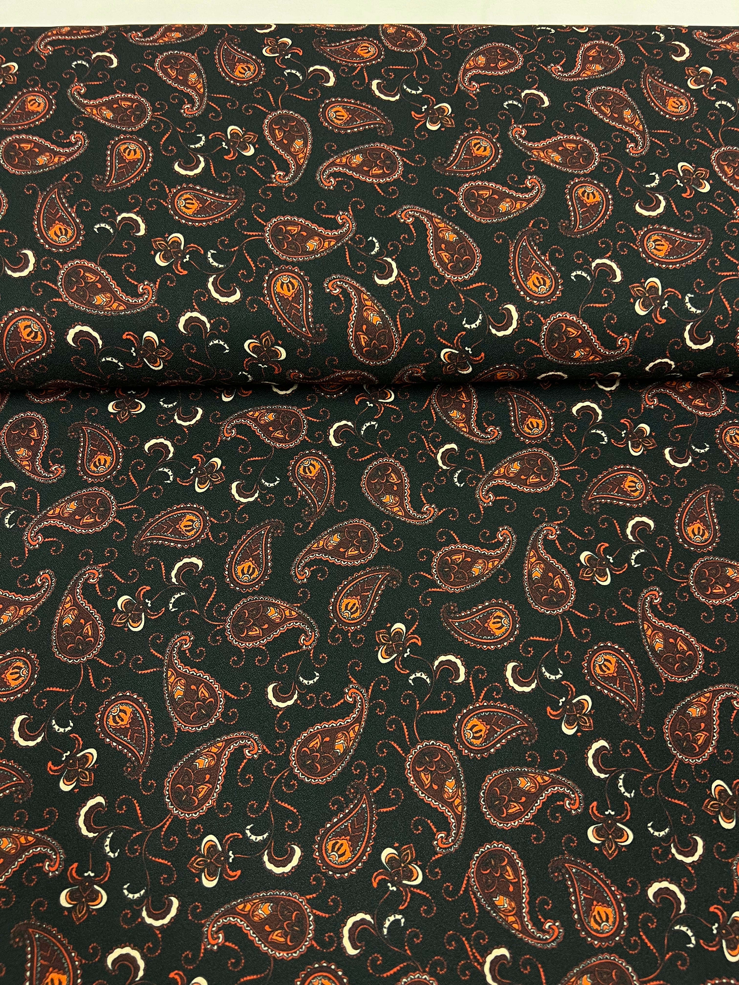 Bruine Paisley - Polyester/Lycra
