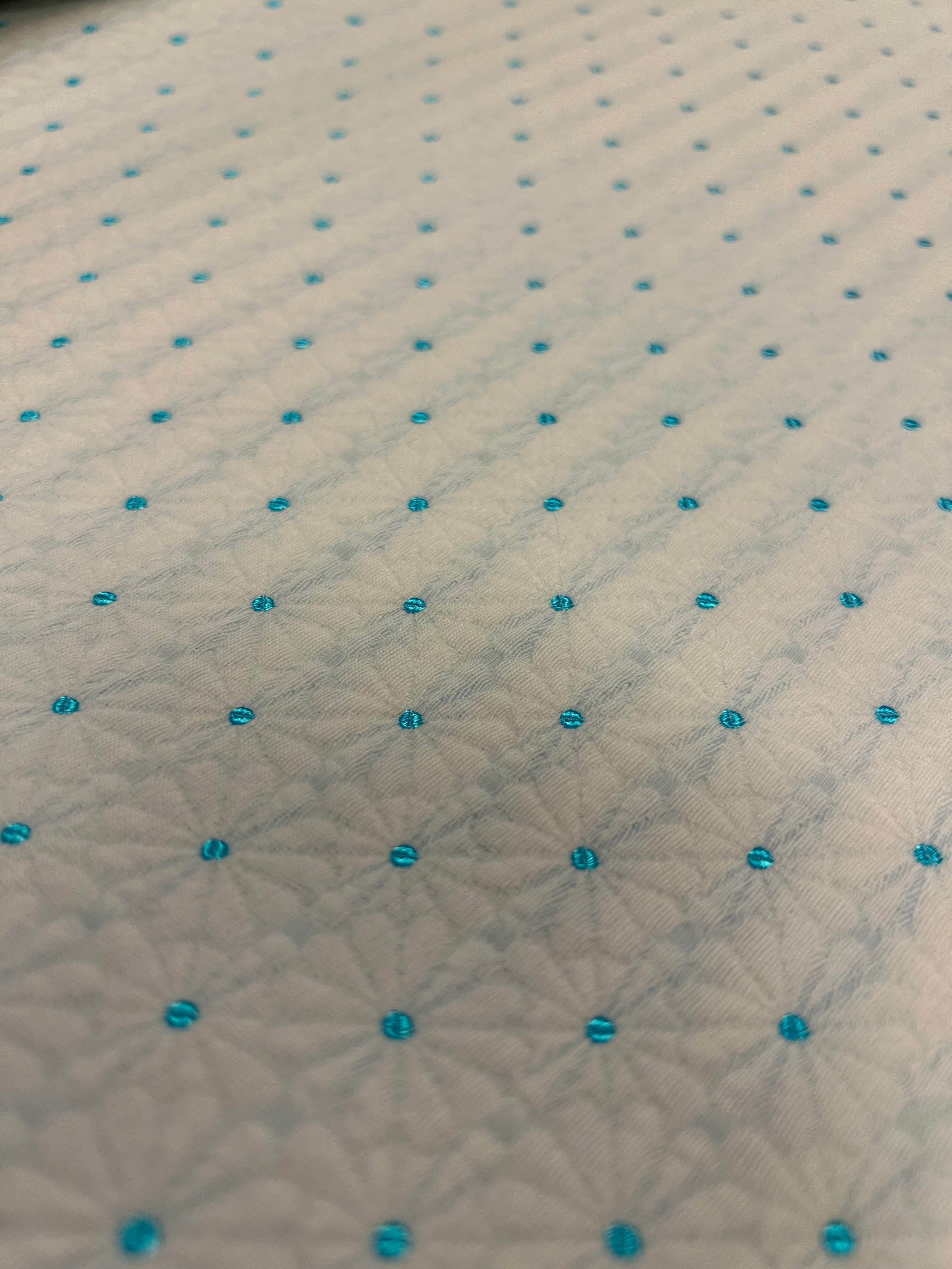 Teal-Eyed Daisy - Jacquard
