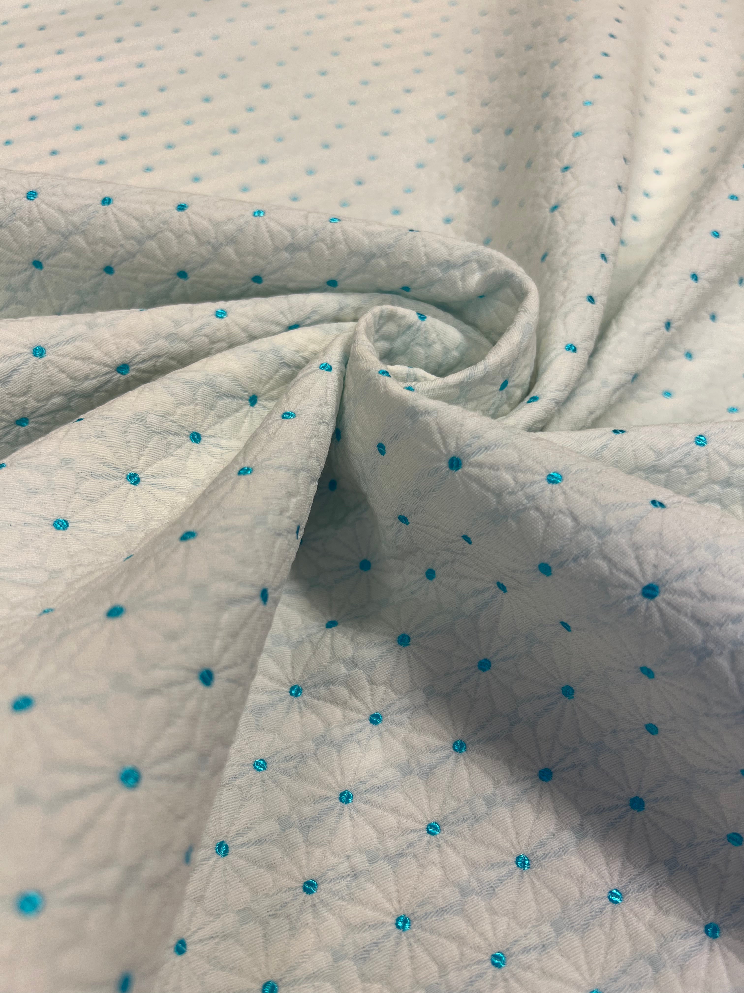 Teal-Eyed Daisy - Jacquard