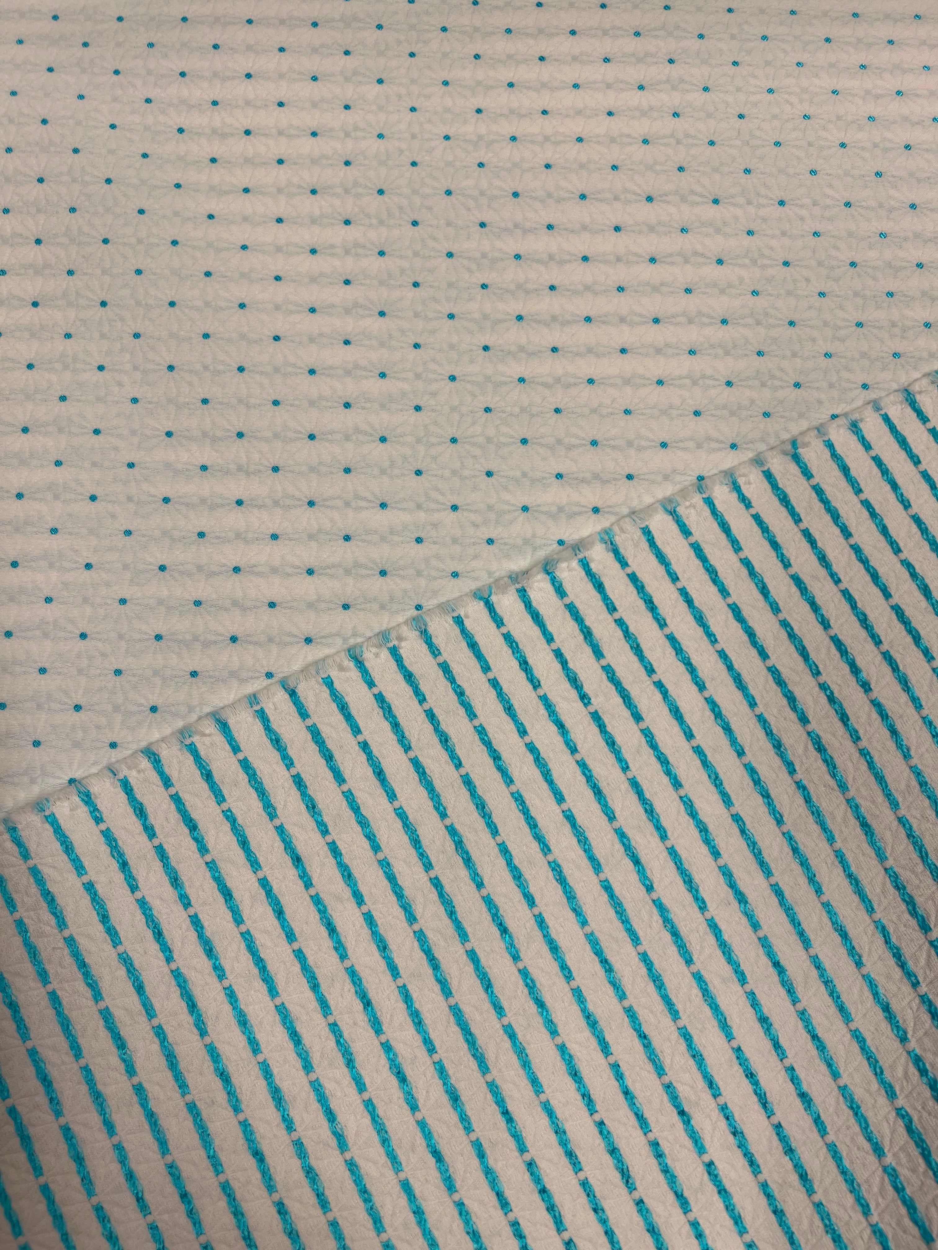 Teal-Eyed Daisy - Jacquard