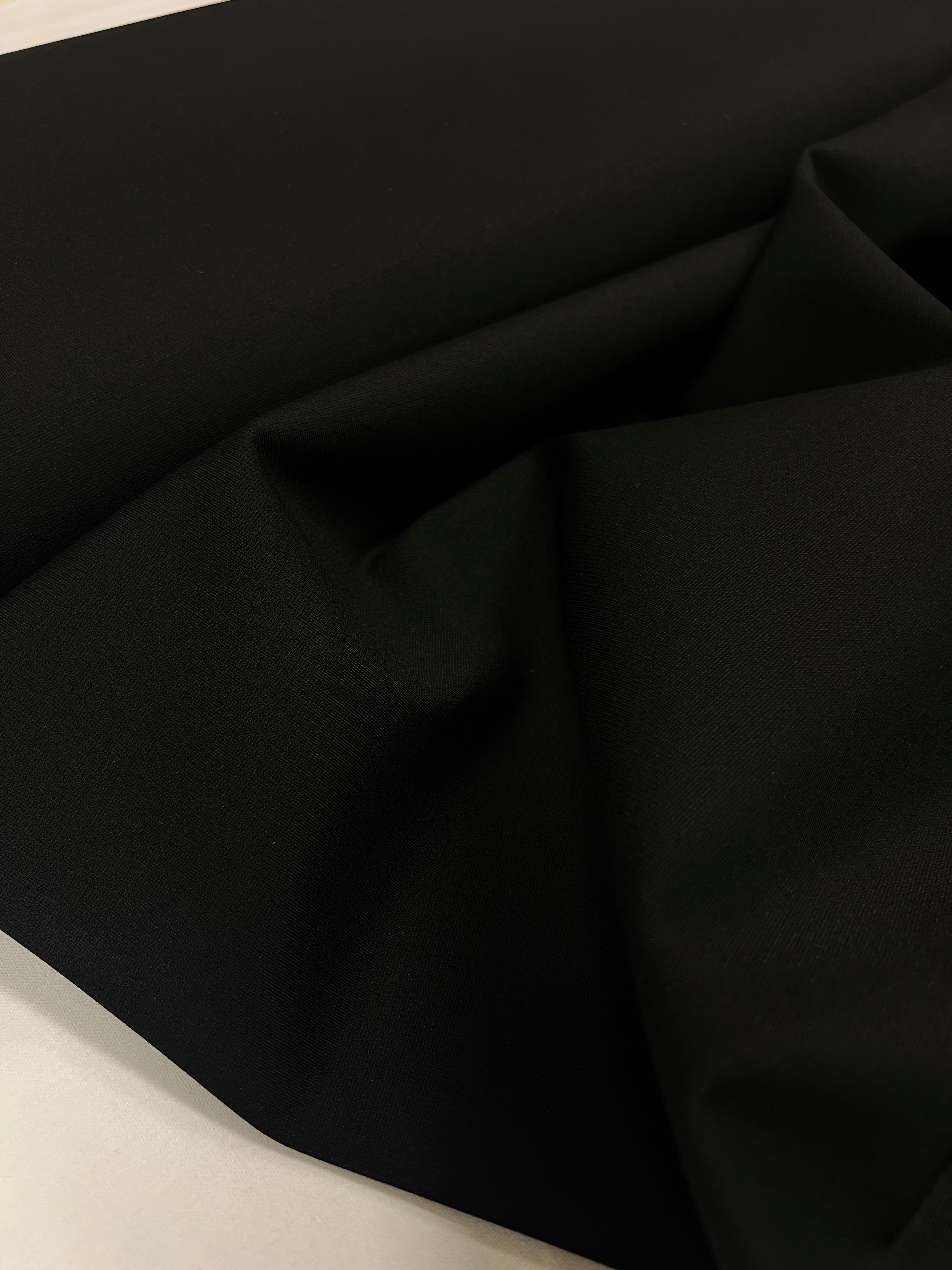 Zwart - Punta Luciano