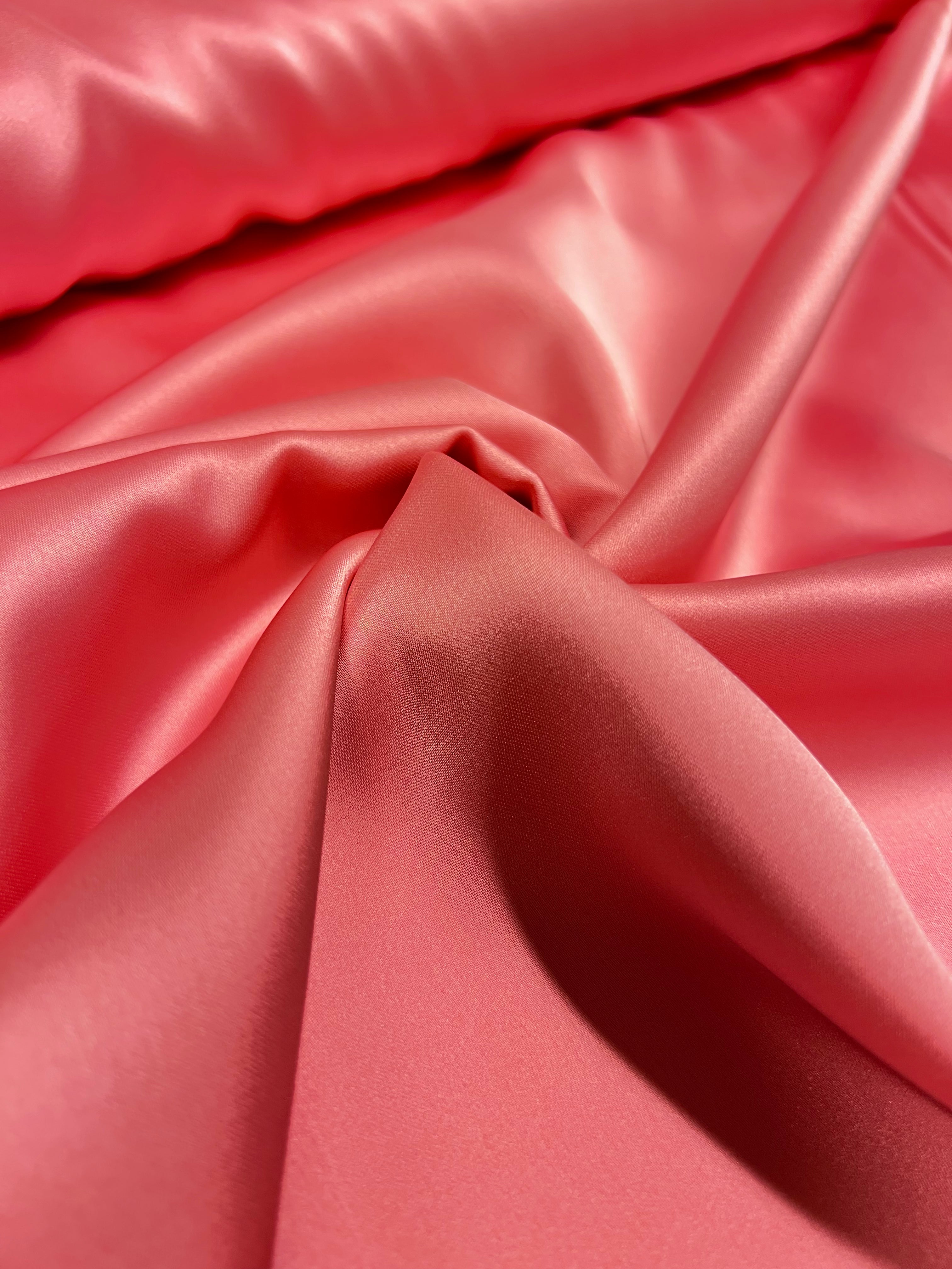 Bubblegum Pink - Polyester (satijn)