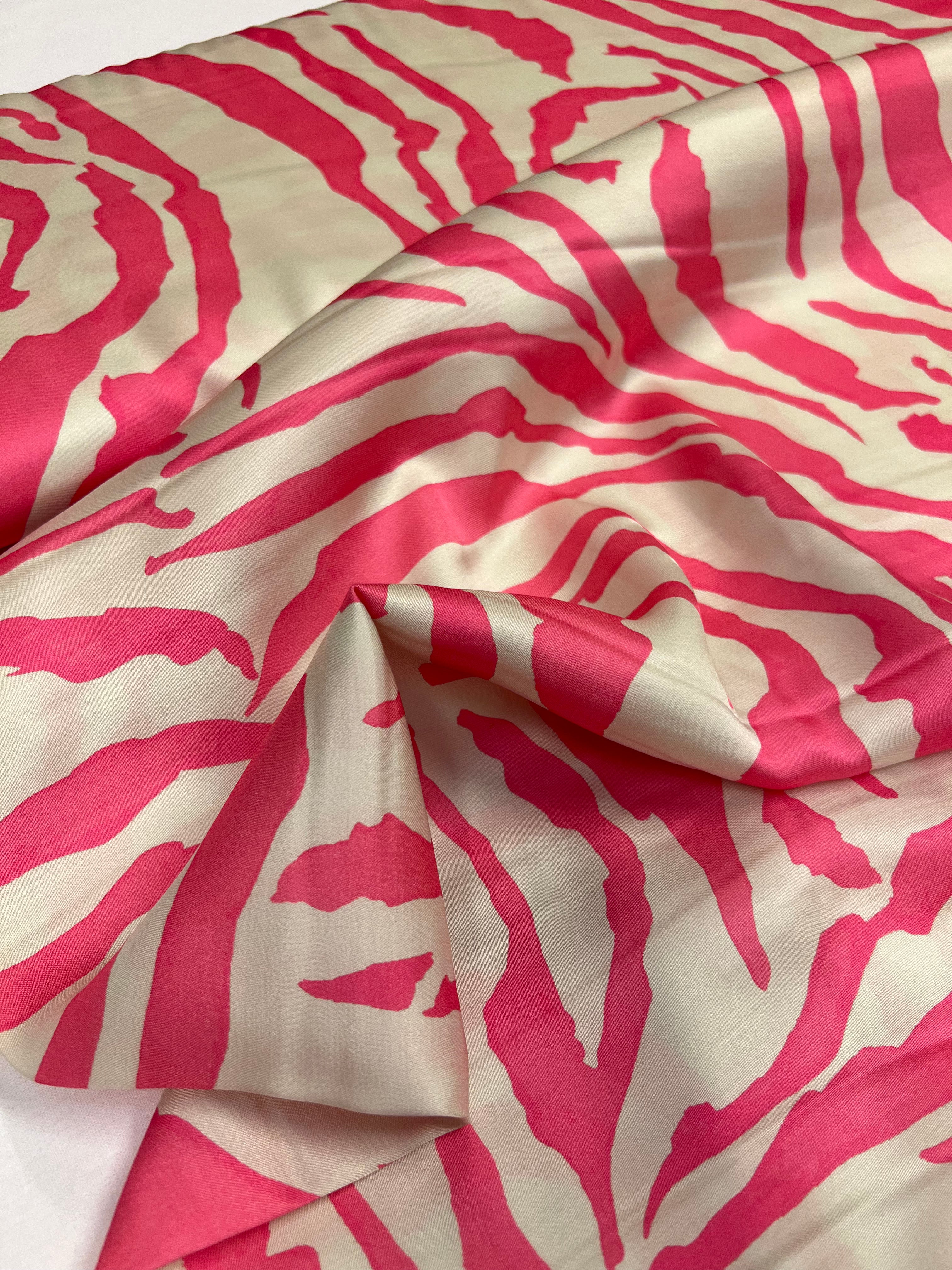 Hot Pink Stripes - Viscose (satijn)
