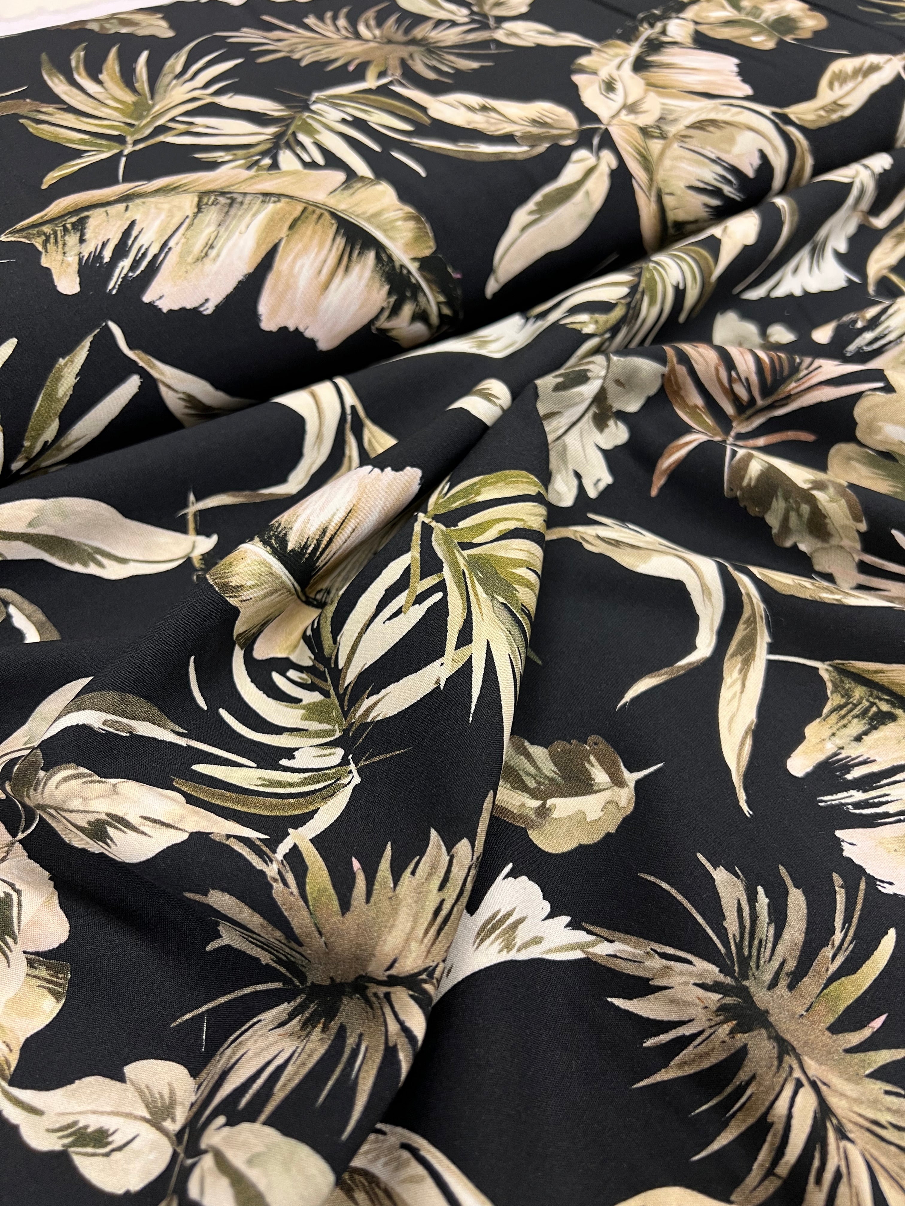 Whispering Leaves - Viscose