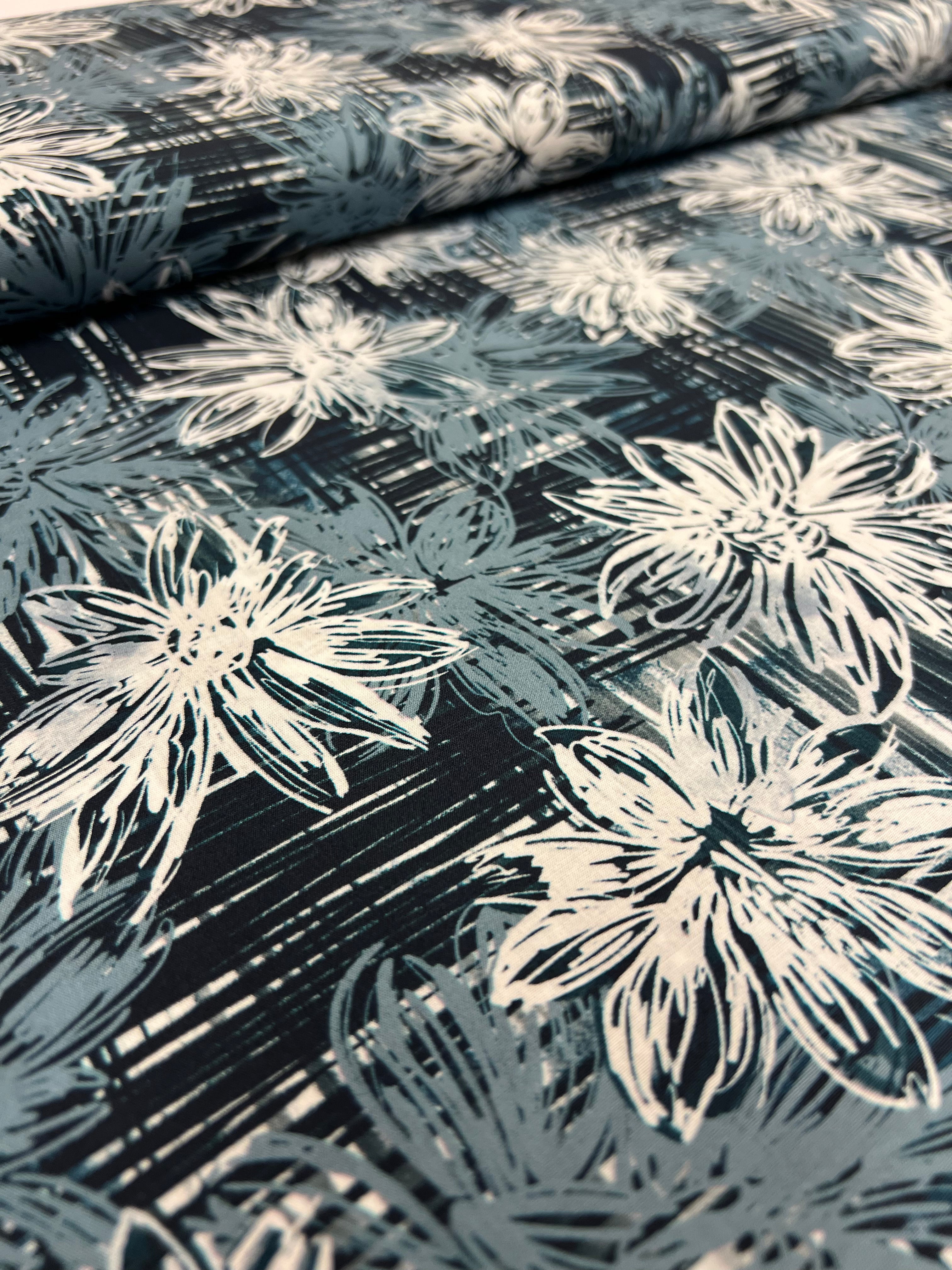 Denim Dusk Floral - Poplin Katoen