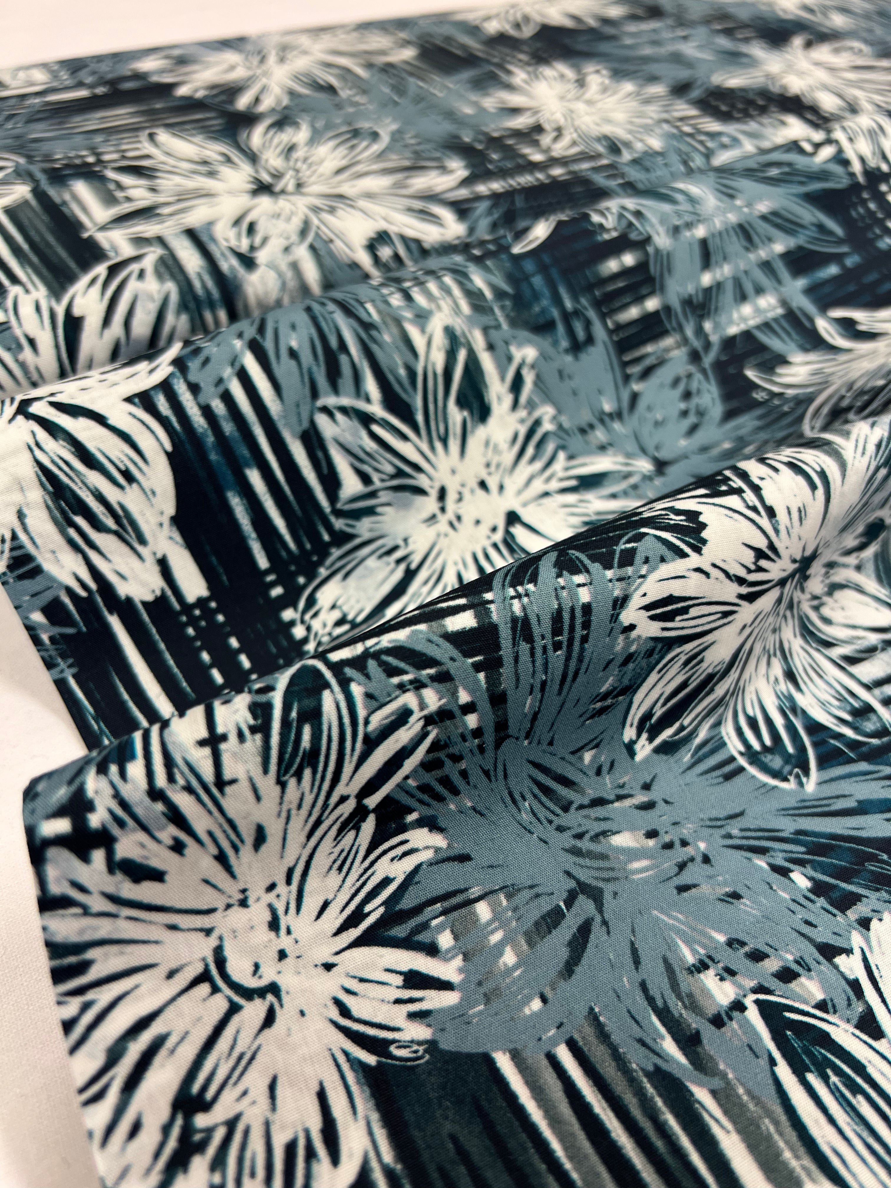Denim Dusk Floral - Poplin Katoen