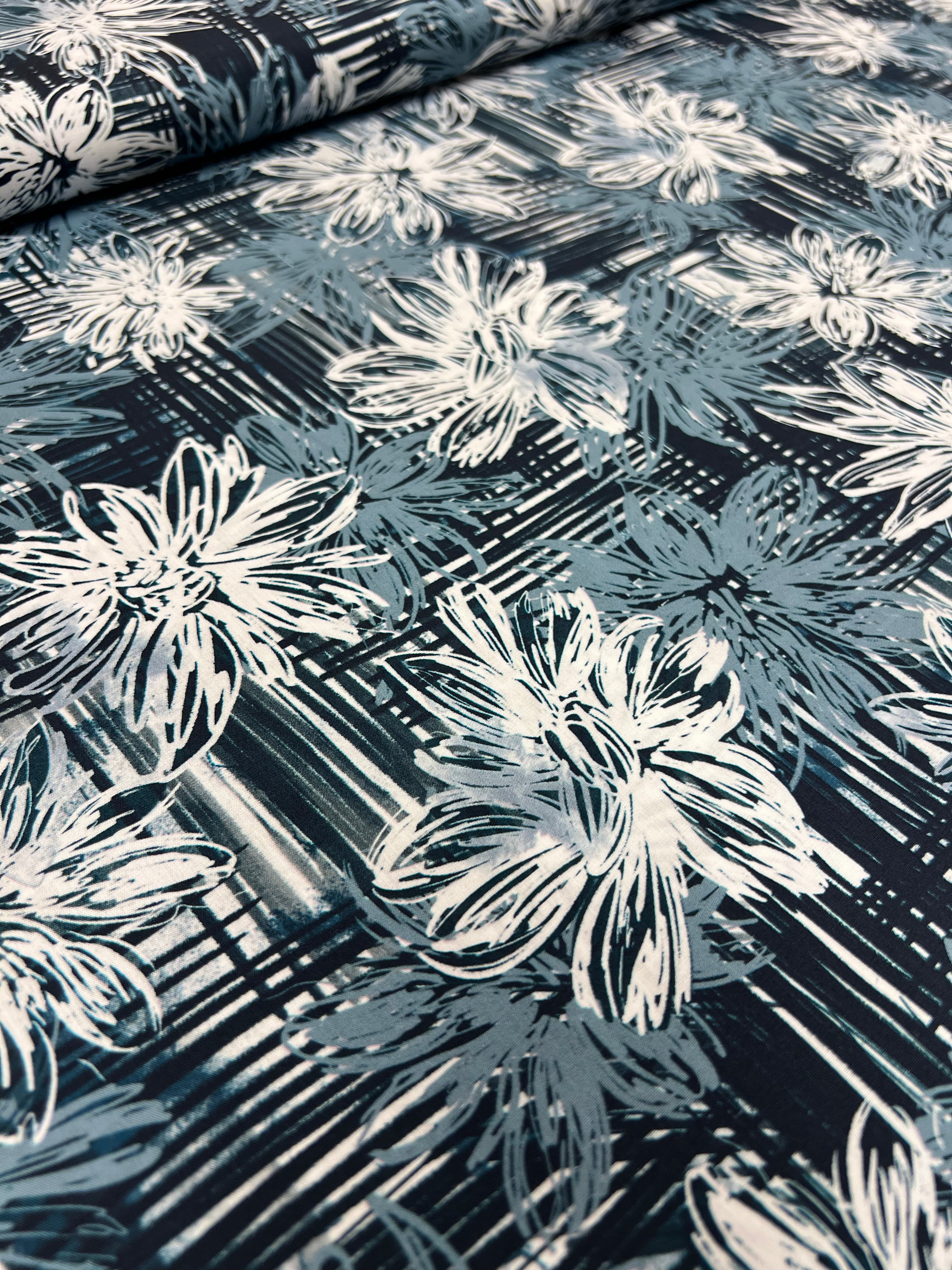 Denim Dusk Floral - Poplin Katoen